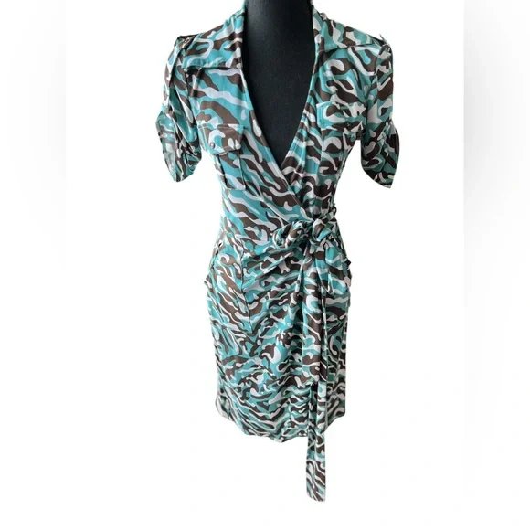 Diane Von Furstenberg Camo Print Wrap Dress - Picture 3 of 10